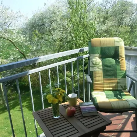Gemuetliche In Upleward Mit Balkon
